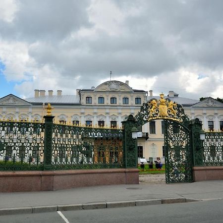 Apartment Liteyniy Avenue 51 Sankt Petersborg Eksteriør billede