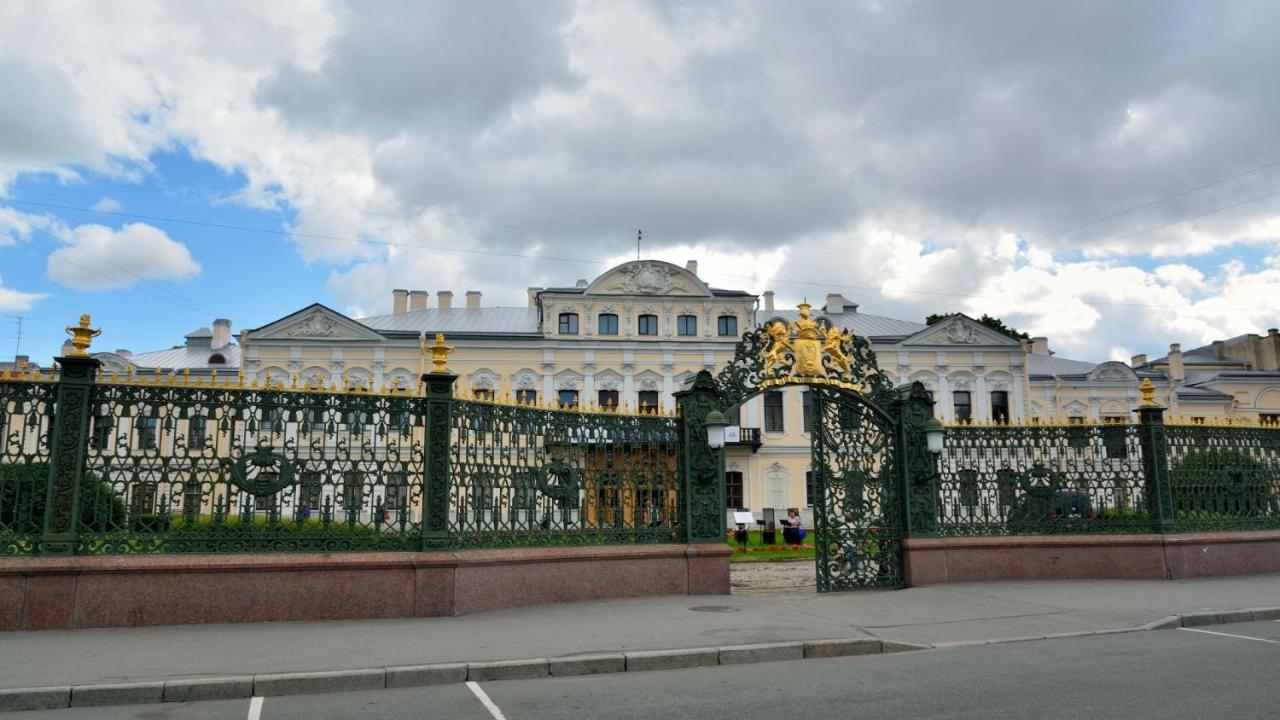 Apartment Liteyniy Avenue 51 Sankt Petersborg Eksteriør billede